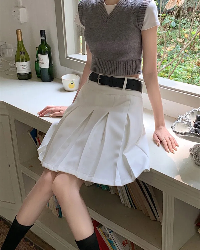 Good Manners Knee-Length Pleated Skirt